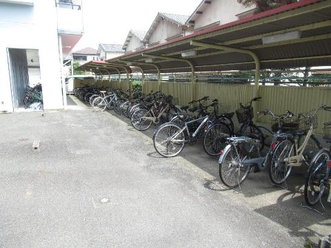 スチューデントパレス茨木　その他共有部分　駐輪場