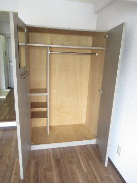 スチューデントパレス茨木　収納　収納