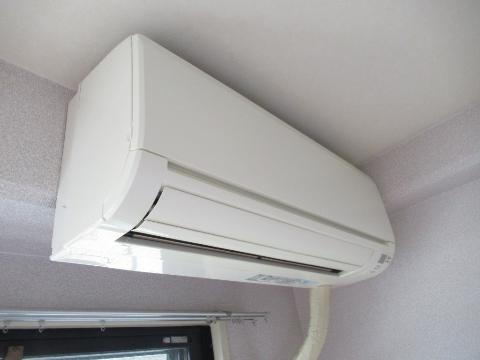 スチューデントパレス茨木　その他設備　エアコン