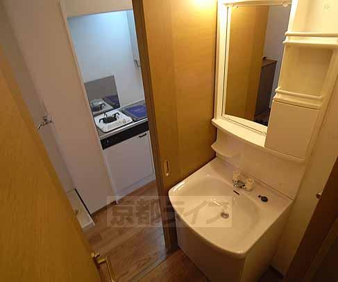 洗面設備　毎日のスタートはこちらから