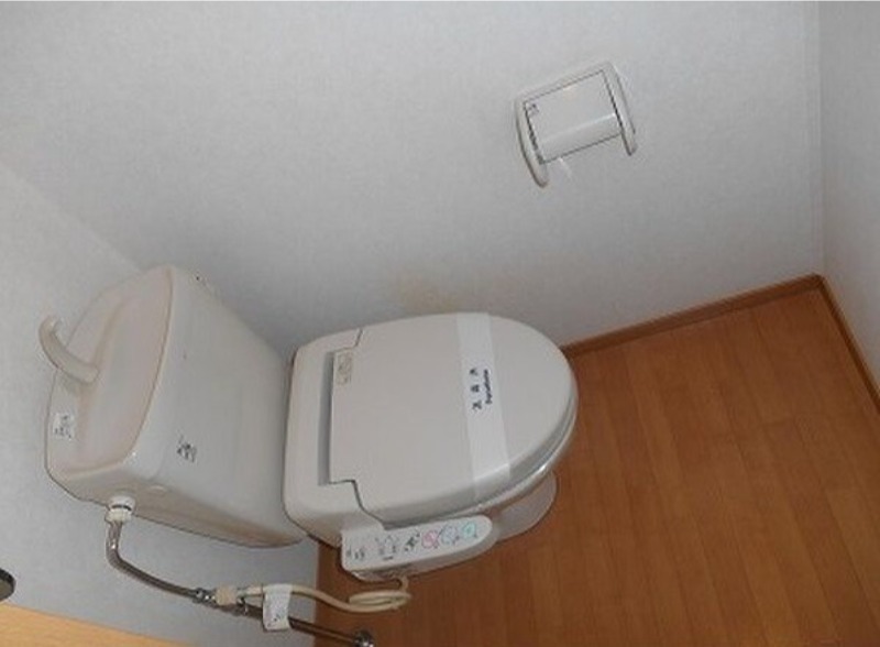 トイレ　図面と現状に相違がある場合には現状を優先