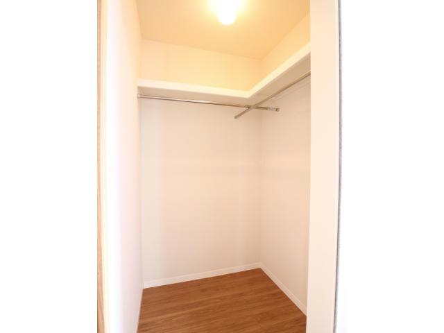 収納　ウォークインクローゼット