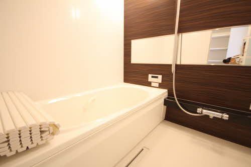 バス・シャワールーム　浴室