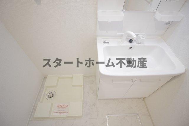 洗面設備　広い洗面スペース