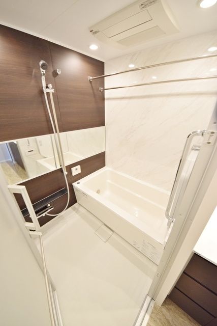 バス・シャワールーム　★バスルーム★