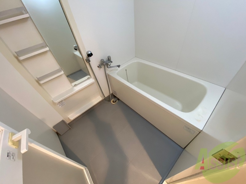 バス・シャワールーム　お風呂です。ゆっくりお風呂につかるのも体に良いですね～