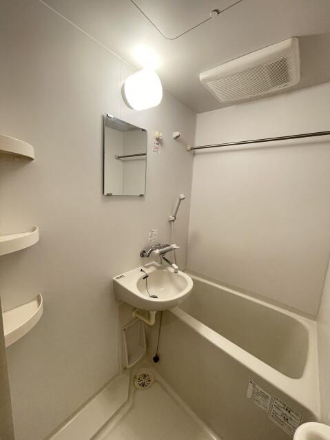 バス・シャワールーム　同タイプ参考写真