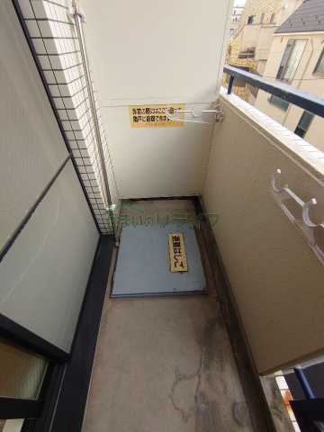 バルコニー　別部屋の参考写真です。