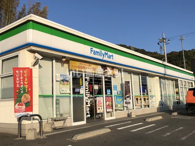 コンビニ　ファミリーマート 下関伊倉店（コンビニ）まで1004m