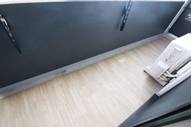 バルコニー　※別室の為、現況優先