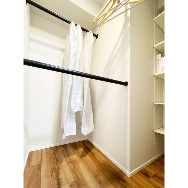 収納　【家具／調度品に関しては配置例を示したものであり、実際の賃貸