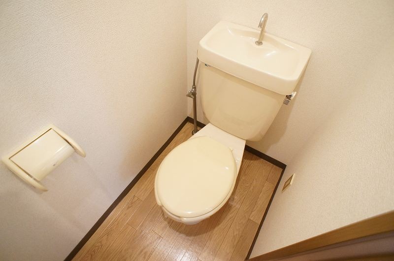 トイレ　図面と現状に相違がある場合には現状を優先