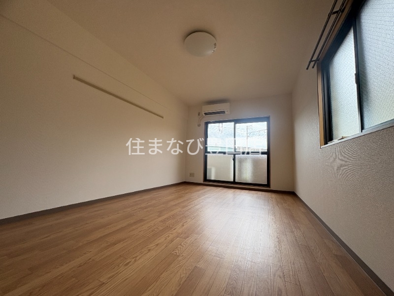 居室・リビング　同型別部屋写真