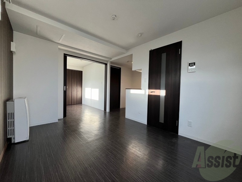 居室・リビング　広くてキレイなお部屋が広がっていて、充実した生活が送れそう。