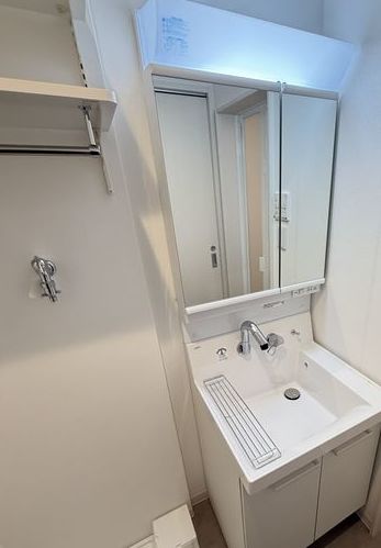 洗面設備　同仕様