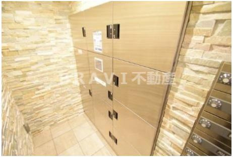 その他設備　【エスリード谷町六丁目】宅配ボックス