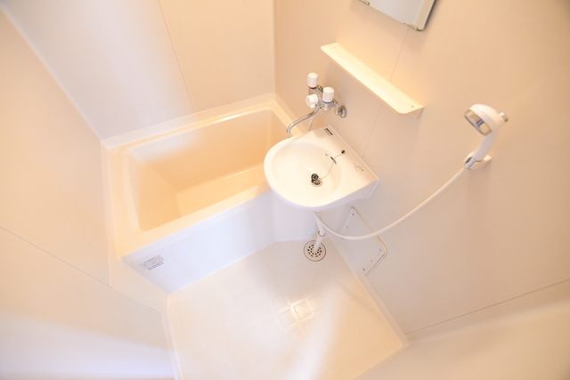 バス・シャワールーム　浴室