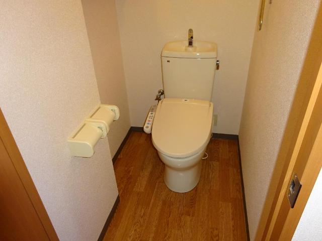 トイレ　シャワー付トイレ