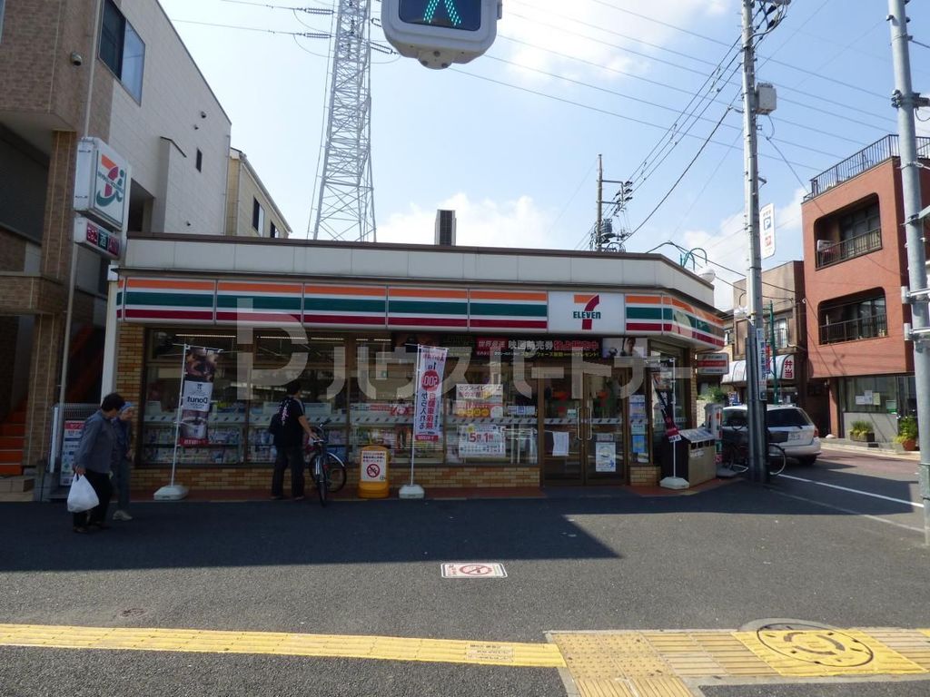 コンビニ　セブンイレブン足立青井駅前店（コンビニ）まで350m