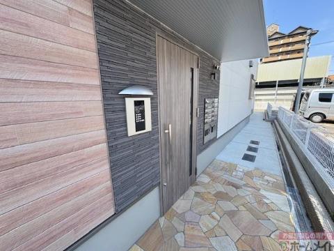 建物外観　外観写真（昼）