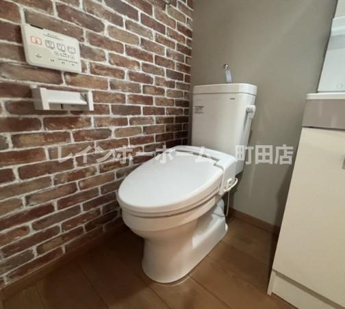 トイレ　同施工会社参考写真