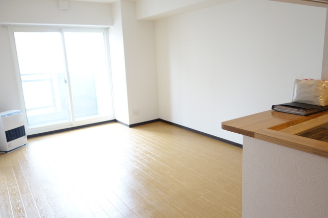 居室・リビング　対面キッチン♪ＬＤＫ広々１２帖