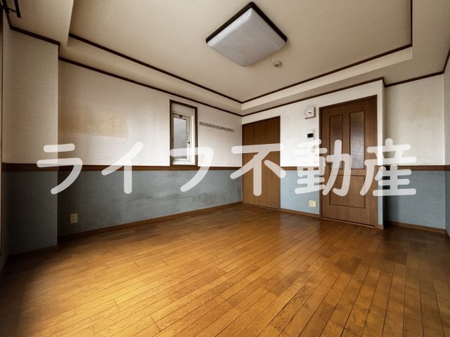 居室・リビング　居間です