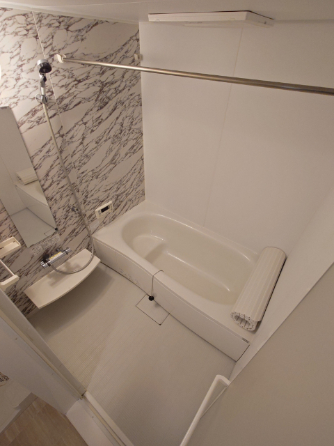 バス・シャワールーム　浴室乾燥機＆追焚機能