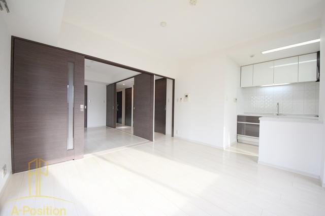 居室・リビング　カスタリアタワー肥後橋