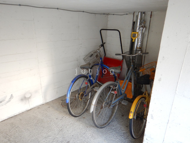 バルコニー　駐輪場★