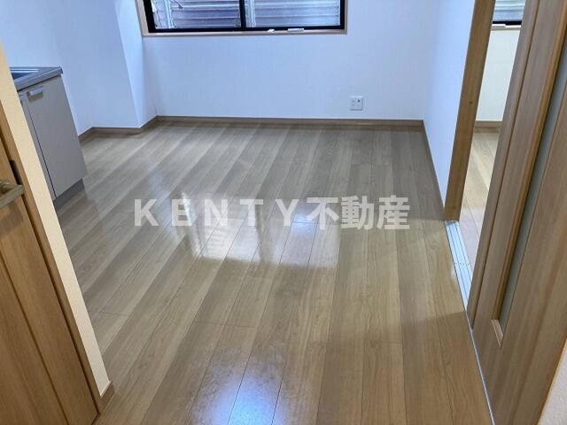 居室・リビング　ゆったり過ごせる居間です