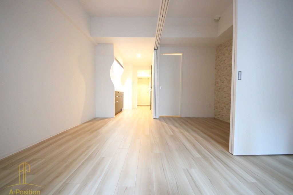 居室・リビング　セレニテ本町東リアン