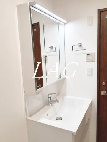 洗面設備　洗面台です。