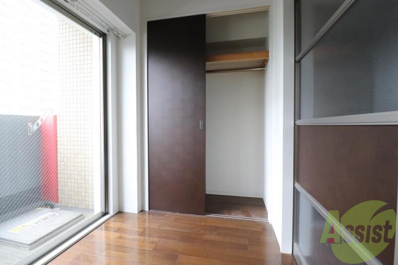 収納　上から下までの大きい収納です