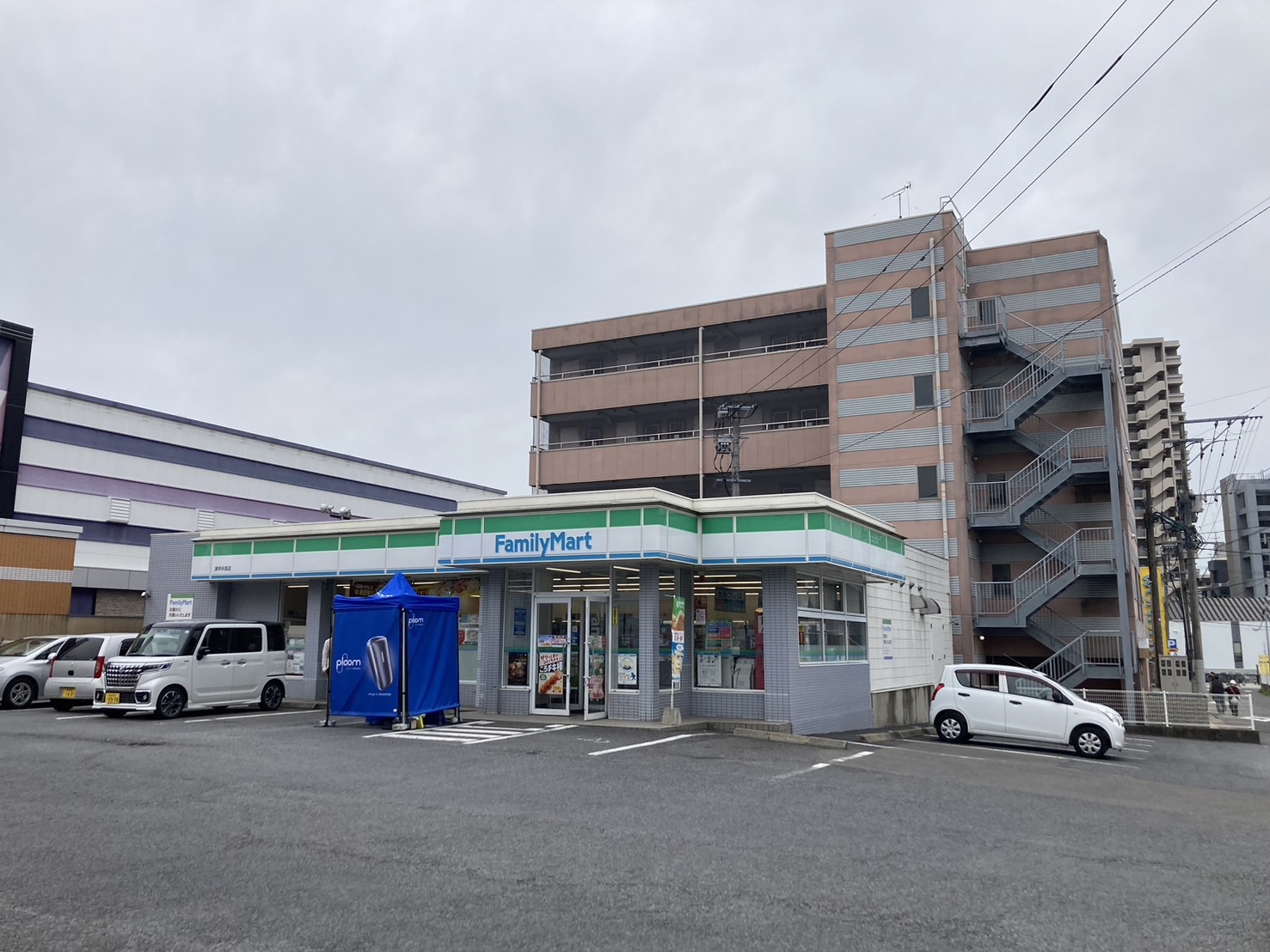 コンビニ　ファミリーマート諫早永昌店（コンビニ）まで569m