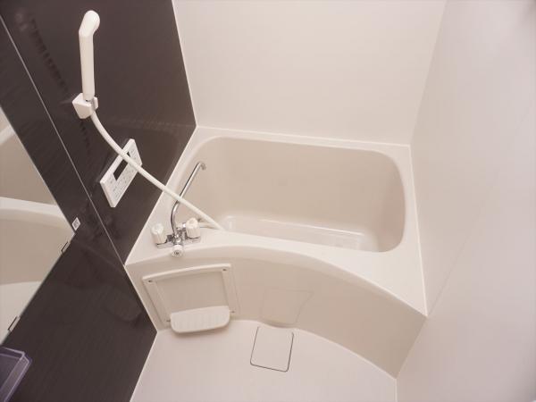 バス・シャワールーム　浴室