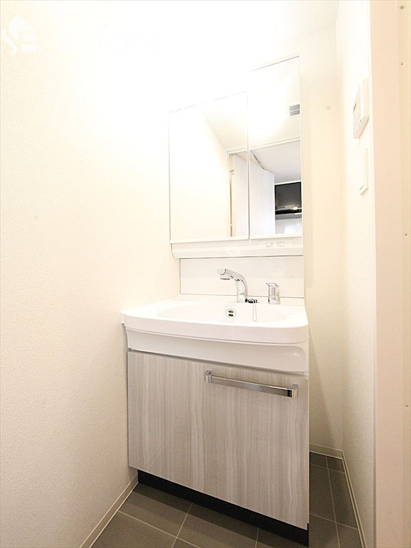 洗面設備　同仕様写真