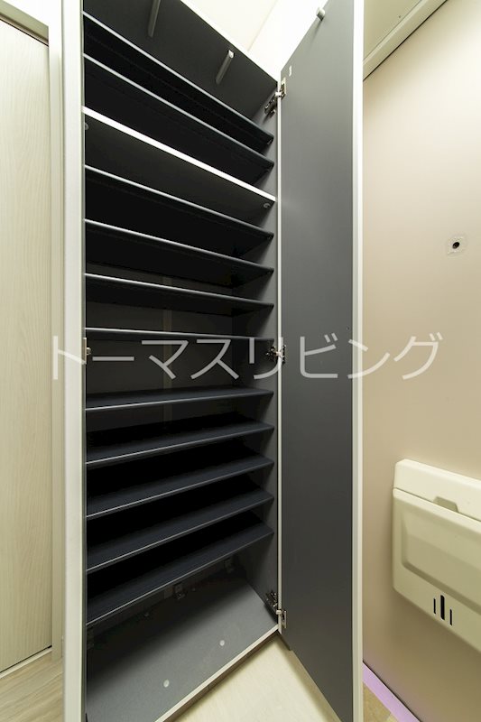 玄関　モデルルーム