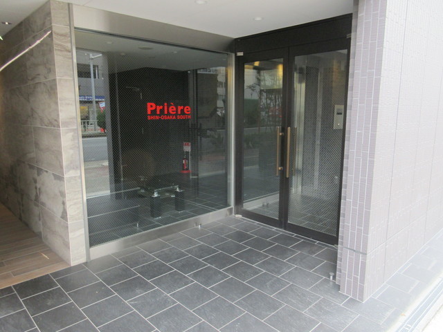 エントランス　マンションエントランスです