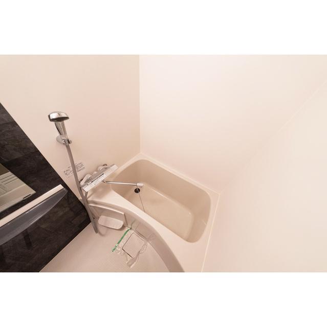 バス・シャワールーム　Gravis城東中央　浴室