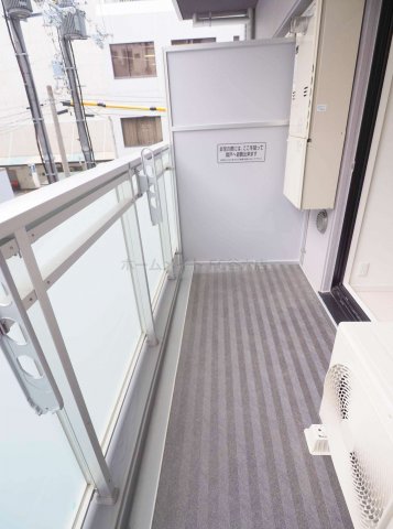 バルコニー　サムティ本町橋IIMEDIUS