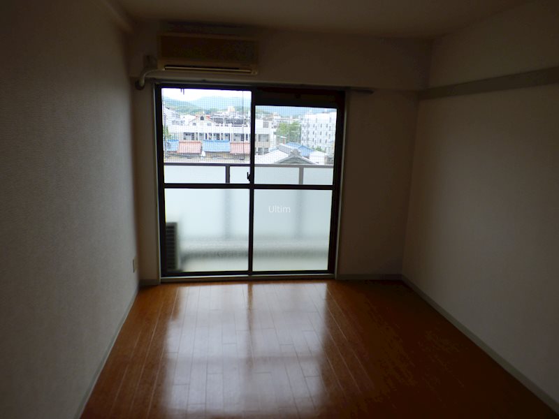 居室・リビング　別部屋のお写真です。ご参考までに！