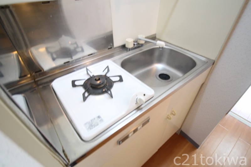 キッチン　※同建物別室写真です