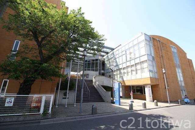 図書館　志木市立いろは遊学図書館（図書館）まで413m