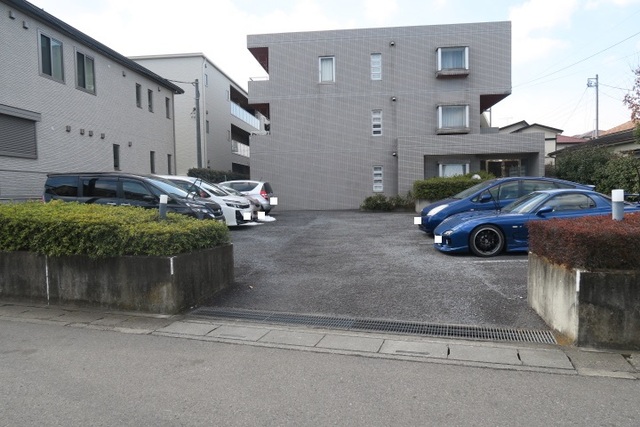駐車場　敷地内駐車場※要空き確認