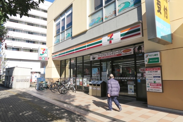 コンビニ　セブン－イレブン　南越谷駅北口店（コンビニ）まで400m