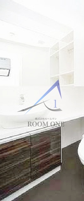 洗面設備　洗面台です。