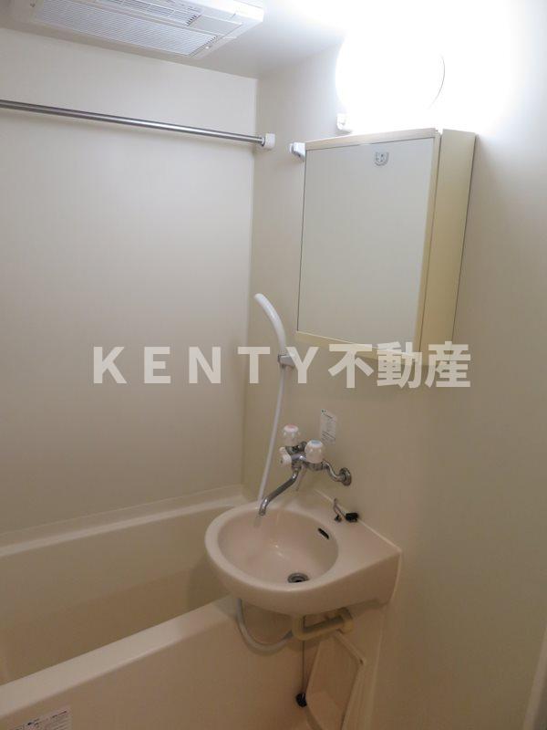 バス・シャワールーム　お風呂です