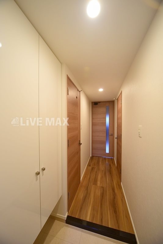 玄関　※写真と異なる場合は現状優先