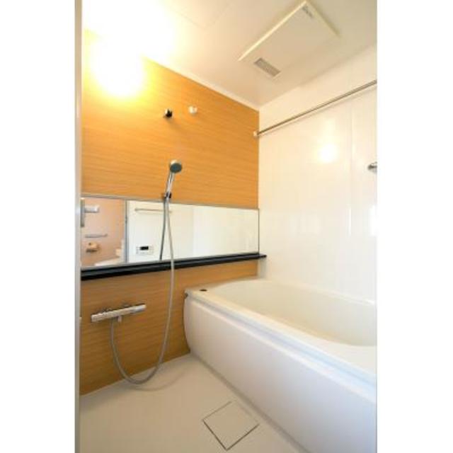 バス・シャワールーム　※写真は同タイプ住戸です。